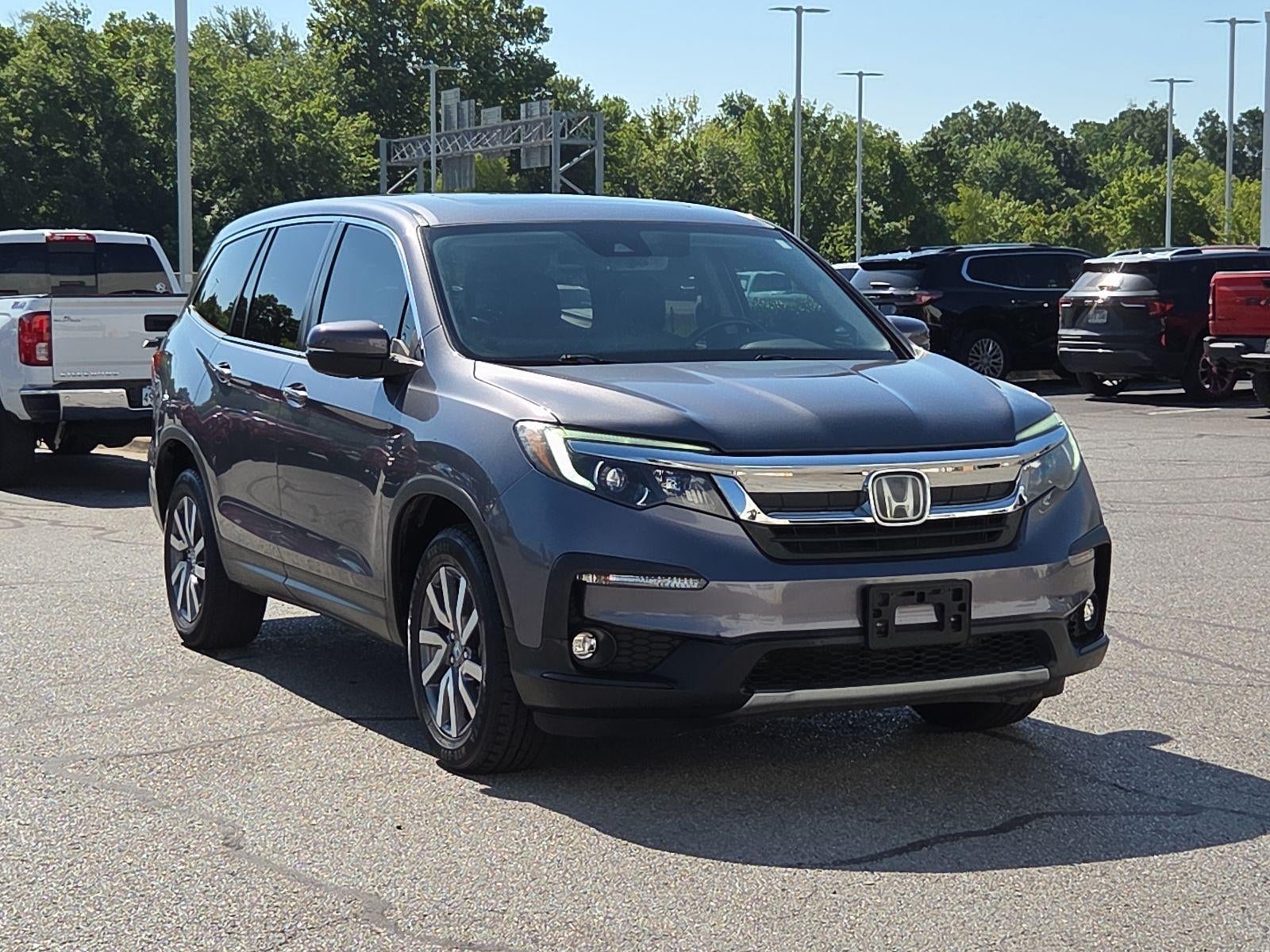 2020 Honda Pilot AWD EX-L in Gray — front three-quarter view