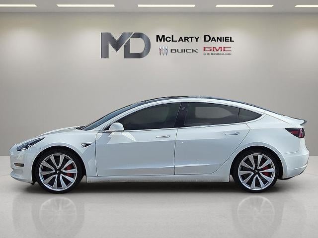 2018 Tesla Model 3 — side profile view