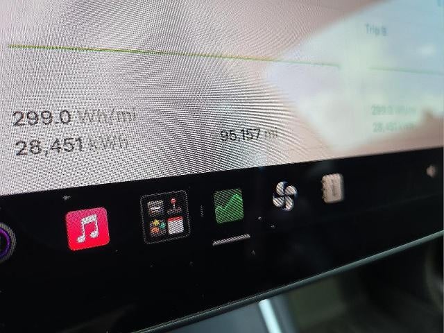 2018 Tesla Model 3 — detail view