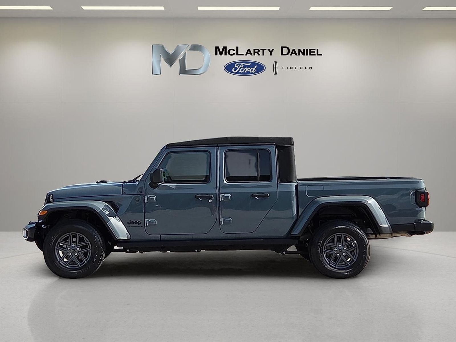 2024 Jeep Gladiator — rear three-quarter view
