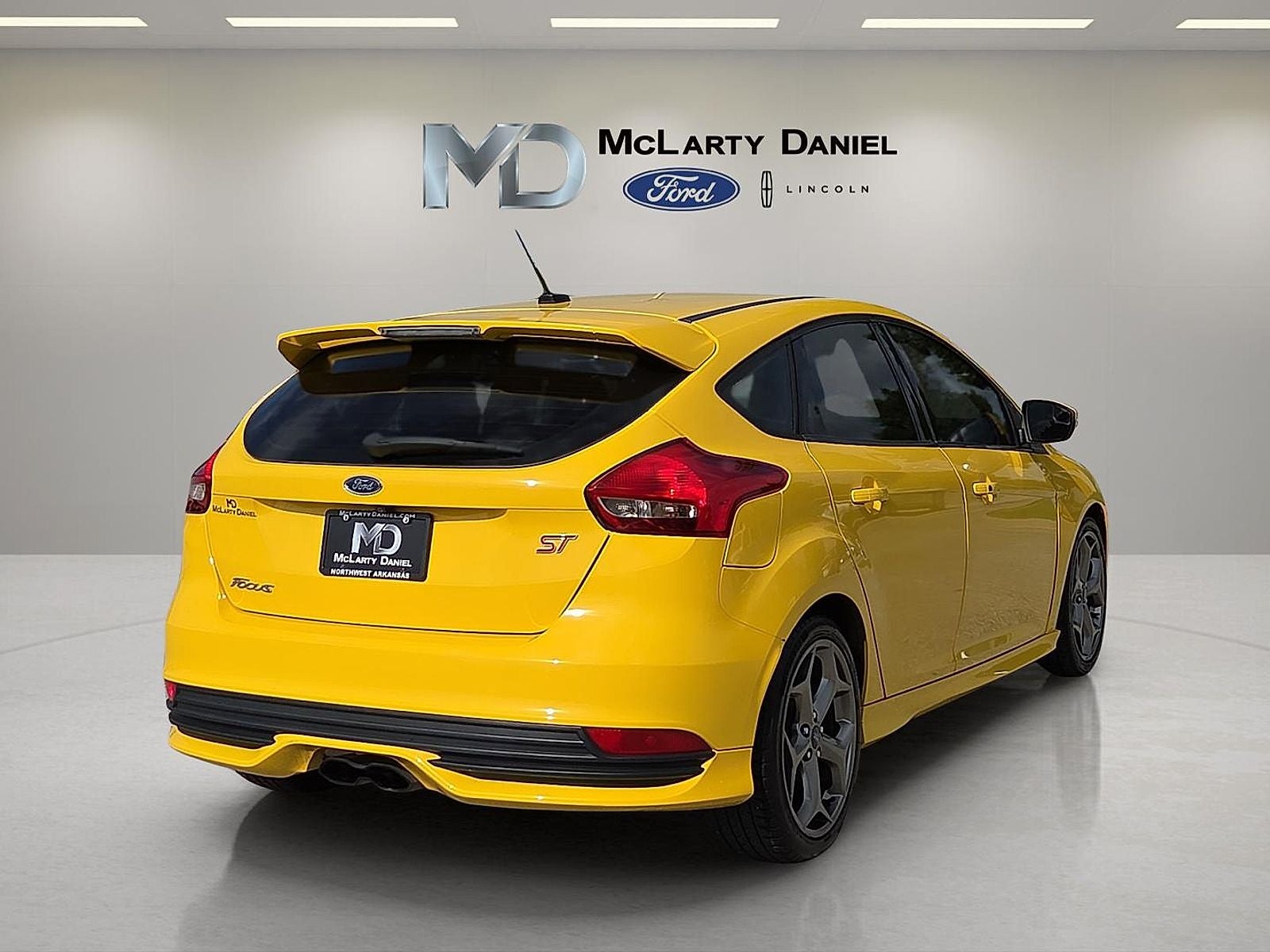 2018 Ford Focus — detail view