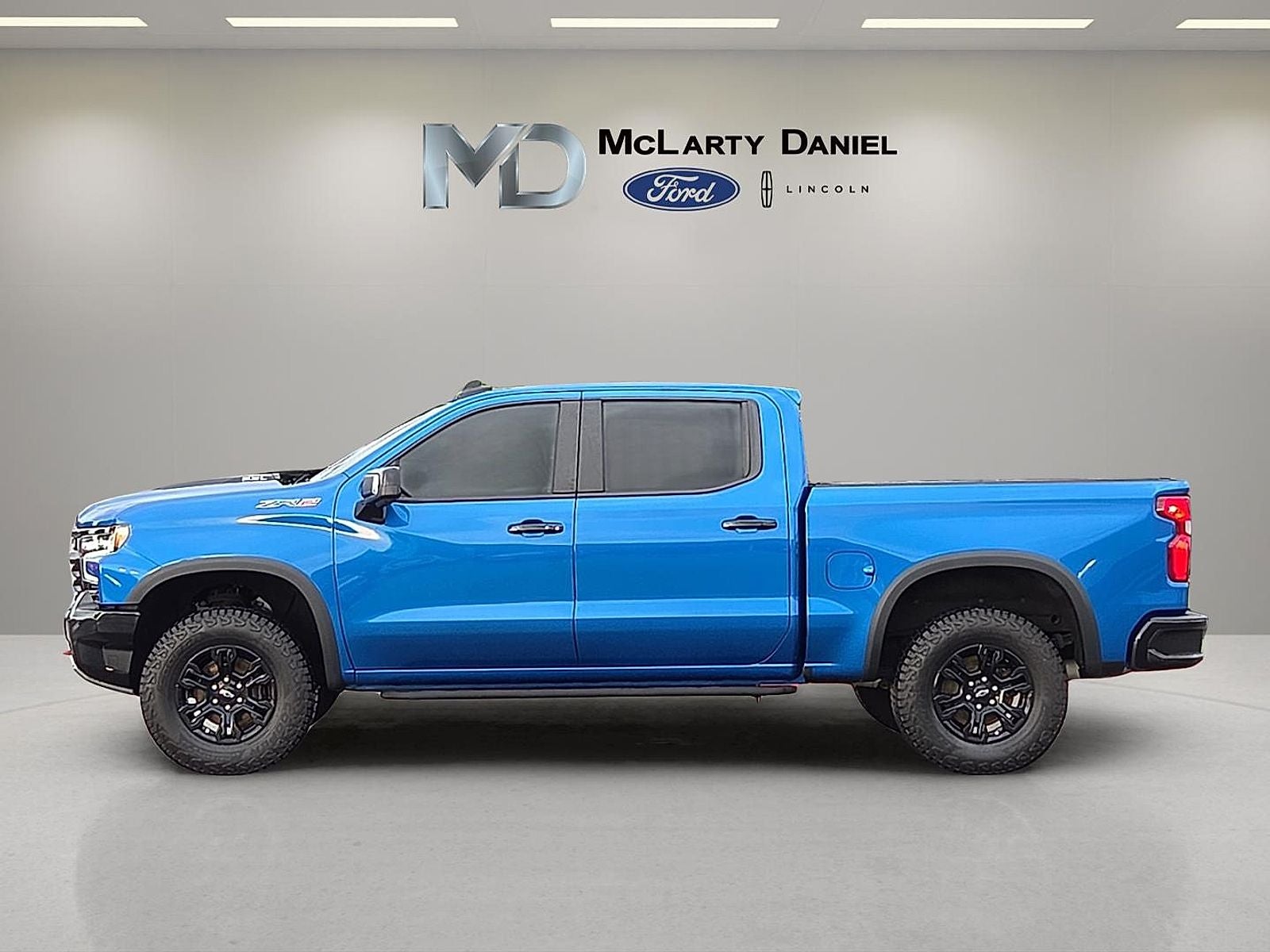 2022 Chevrolet Silverado 1500 — rear three-quarter view