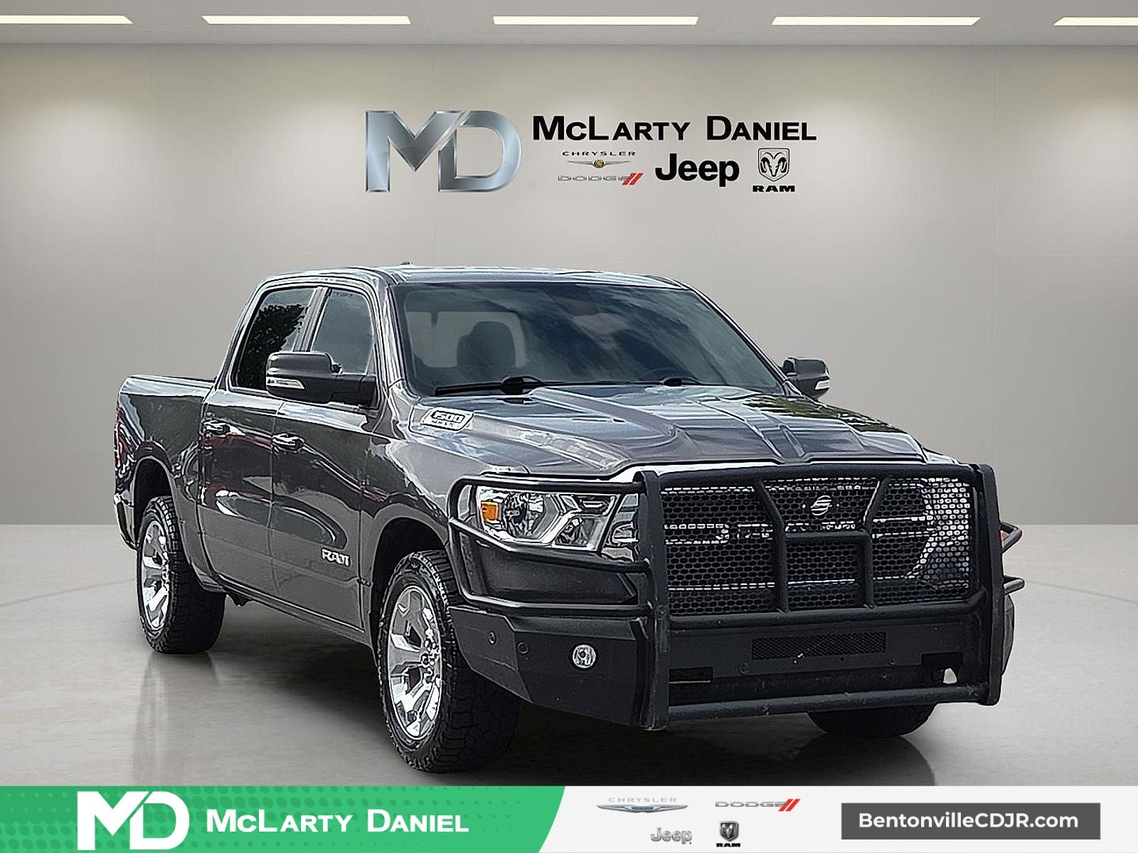 2020 RAM 1500 Big Horn Crew Cab 4x4 5'7' Box in Granite Crystal Metallic Clearcoat — front three-quarter view